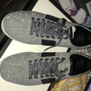 Slightly worn Gucci men’s sneakers official box